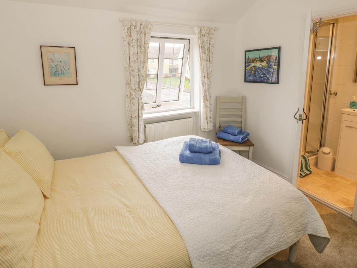 ברודוויי April Cottage מראה חיצוני תמונה