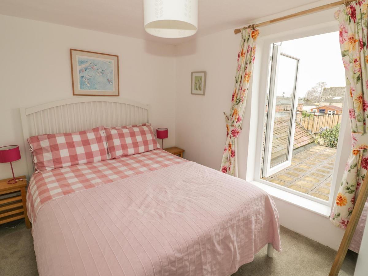 ברודוויי April Cottage מראה חיצוני תמונה